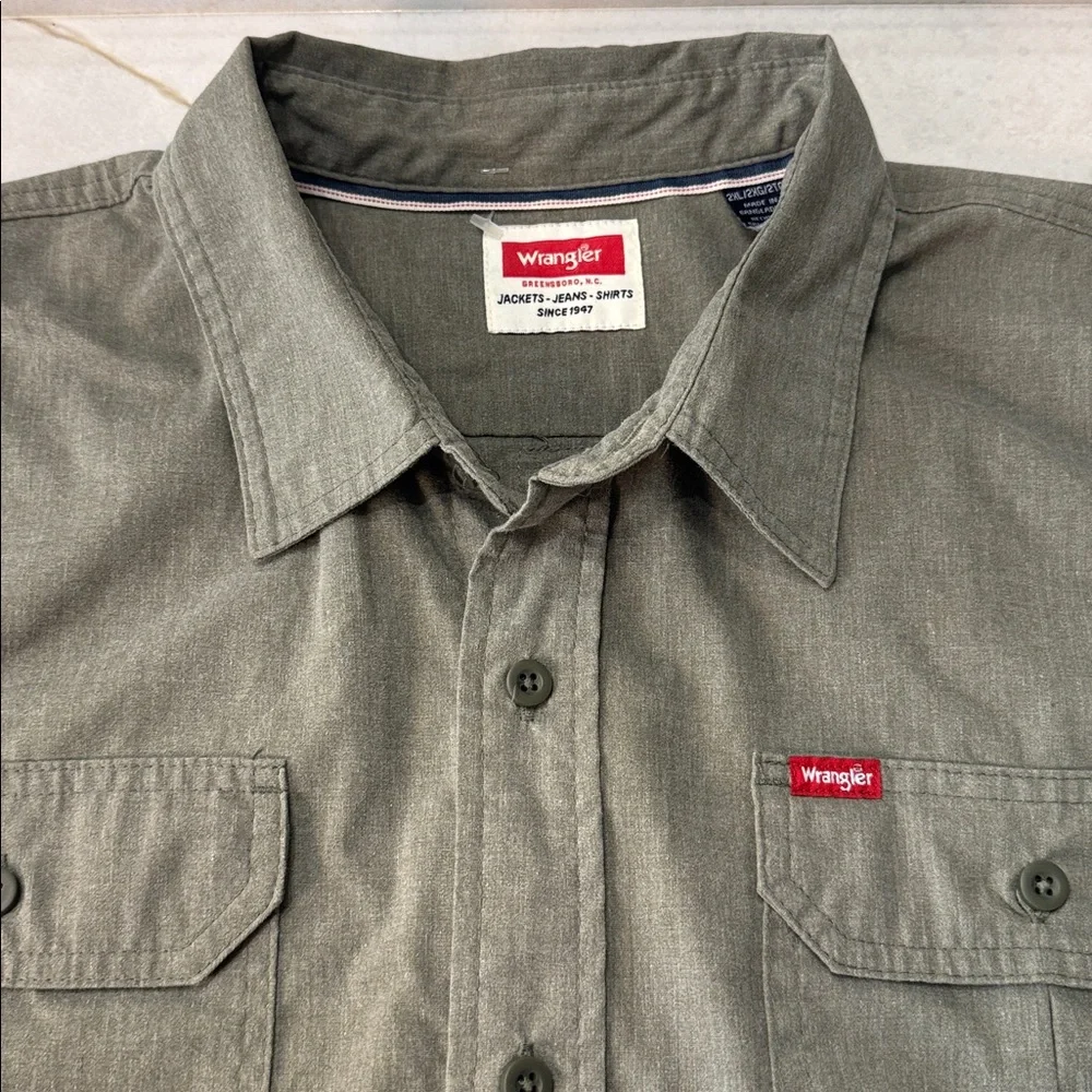WRANGLER MENS SAGE/OLIVE LONG SLEEVE BUTTON DOWN 2XL